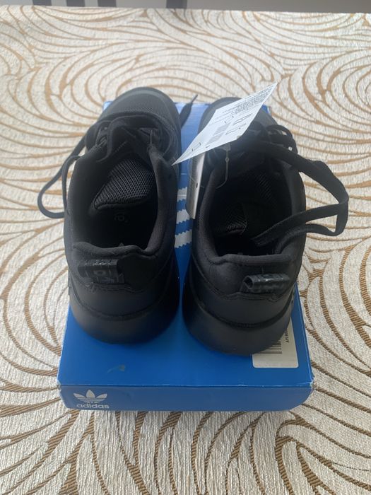 Adidasi-Sneakersi ADIDAS ORIGINALS - NOI - Marime 31-1/2 - 195 cm