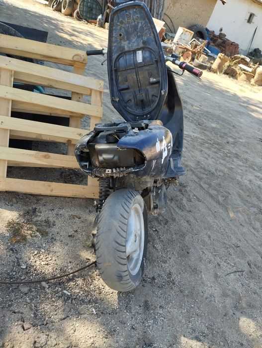 Продавам Yamaha Neox 70cc
