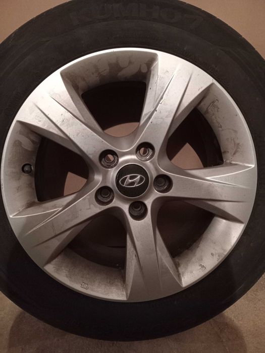 Vând jante Hyundai i40
