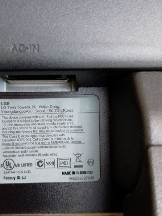 Монитор компьютера Samsung