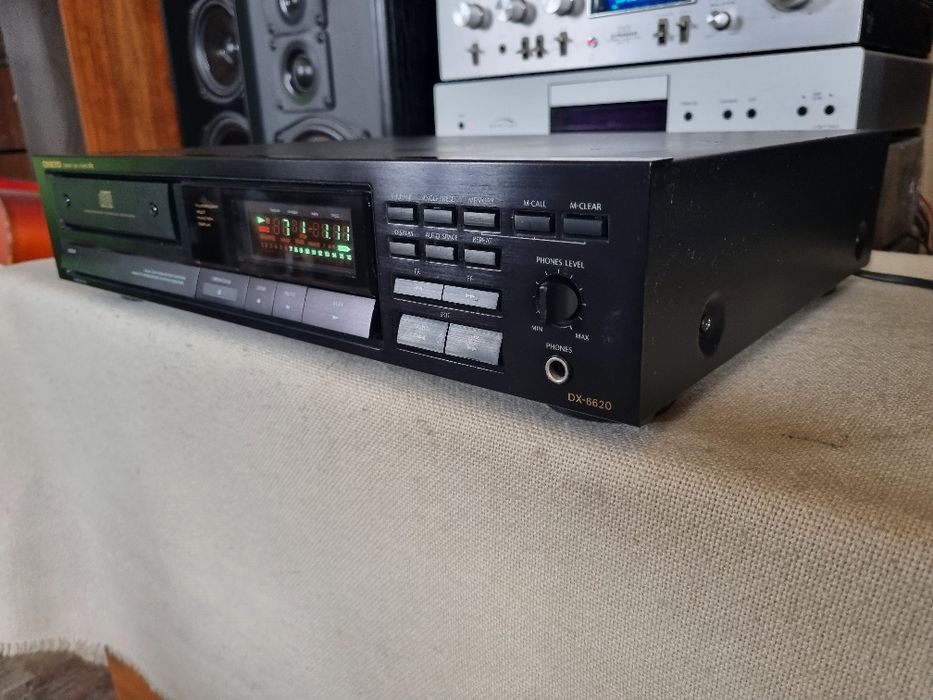 Cd Player Onkyo DX-6620. 16 Bit. Perfect functional.