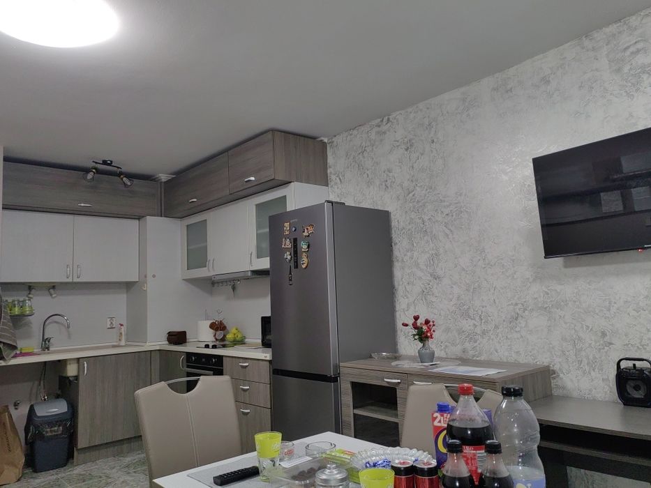 3 стаен апартамент обзаведен