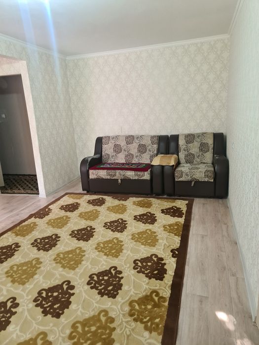 Сдам 2комнатную квартиру  посуточно почасовой о . Район Цемпоселок.