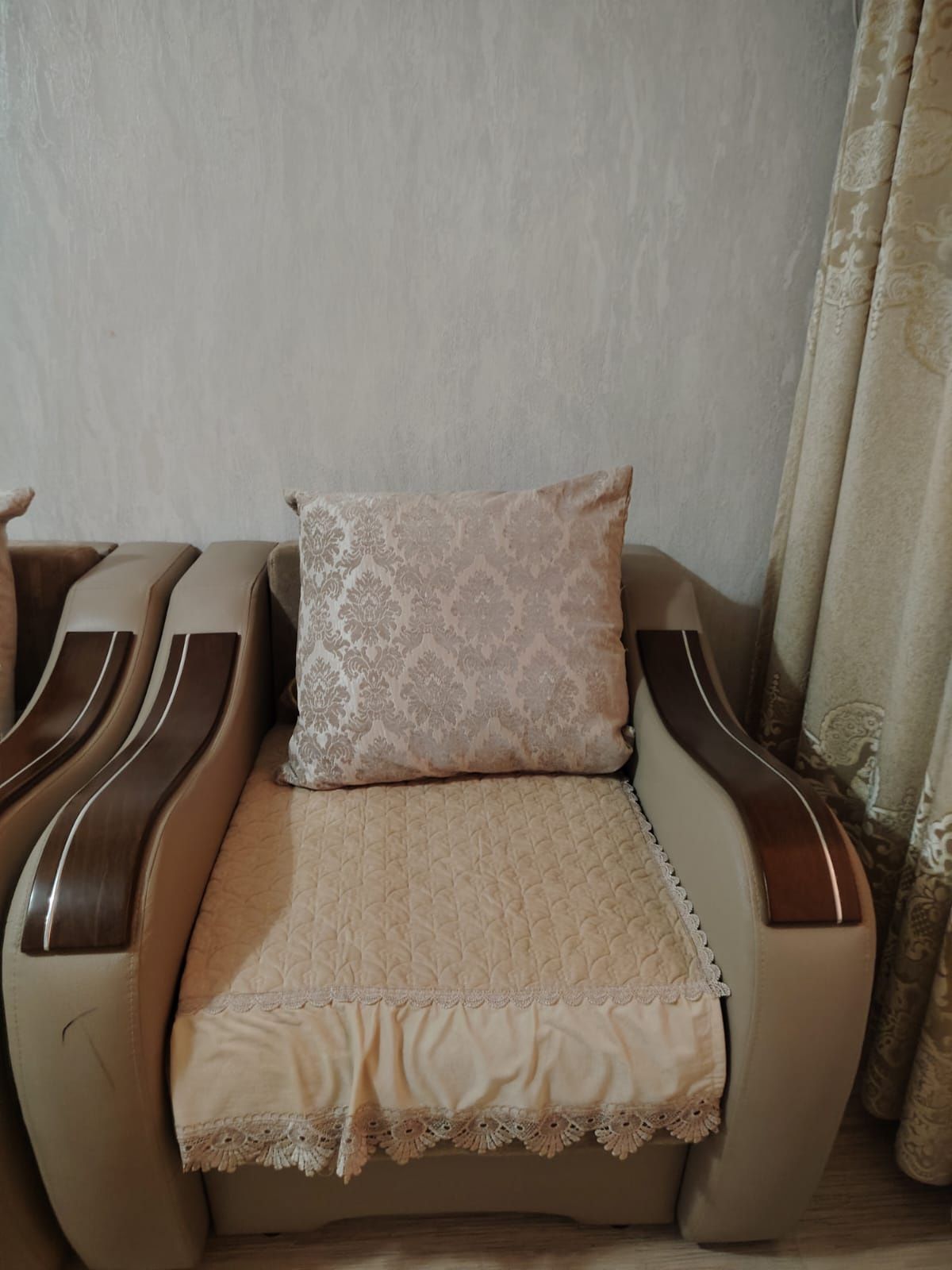 Продам диван б/у