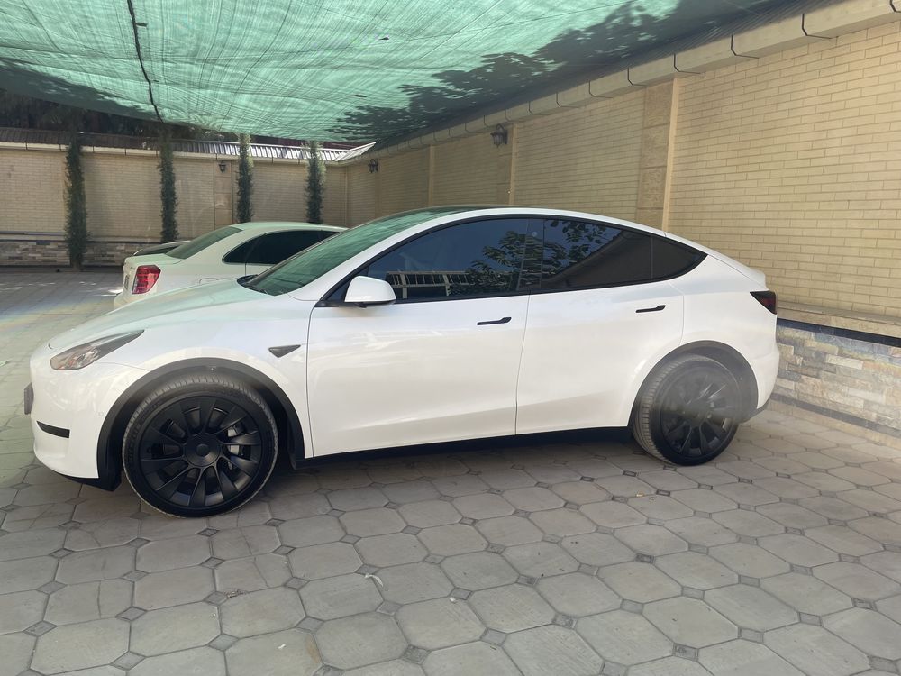 Tesla Model Y 2022