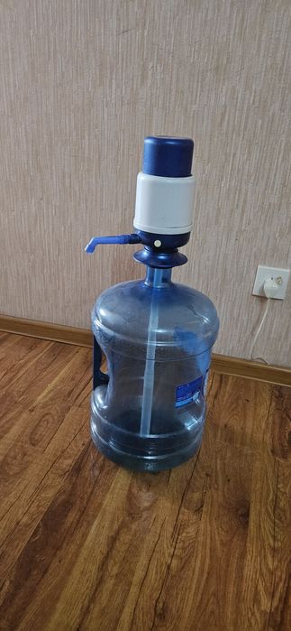 Продам 20 литровые бутыли