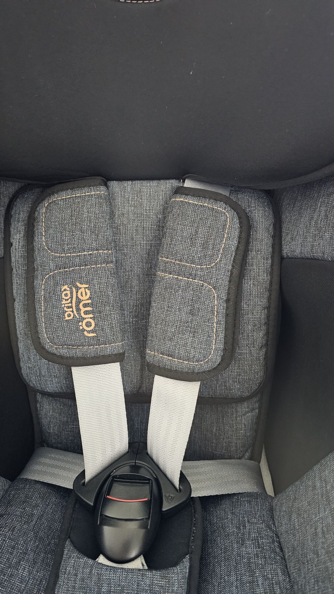 Britax Romer dual fix M