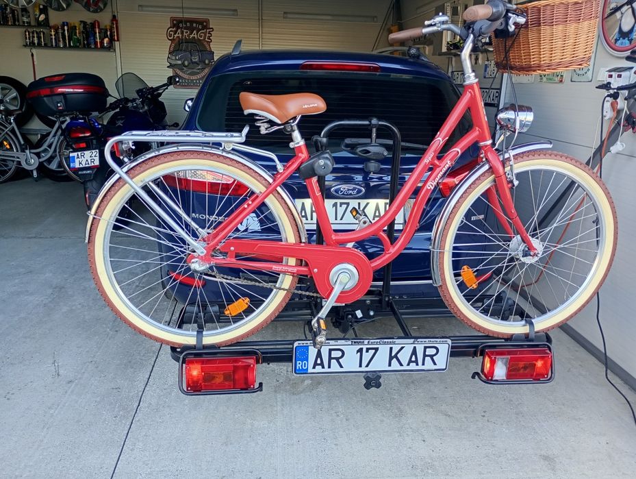 Suport biciclete pe cârlig THULE,stare f bună !