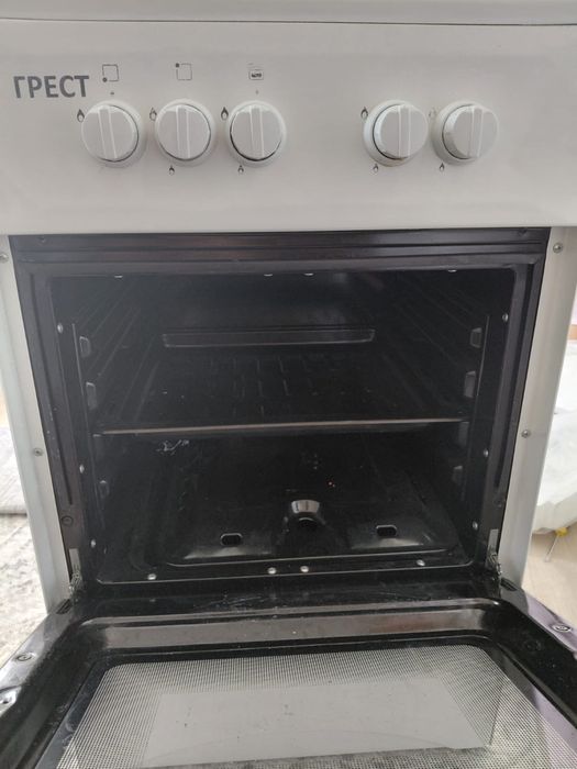 продам газовую плиту