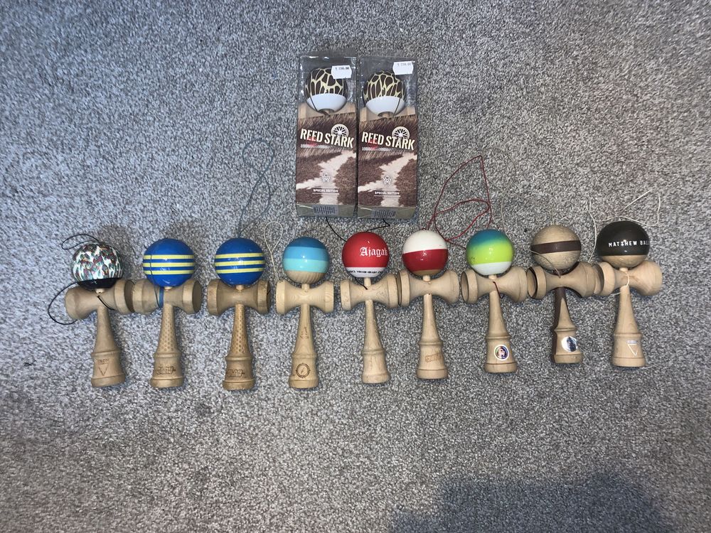 11 Kendama De Colectie