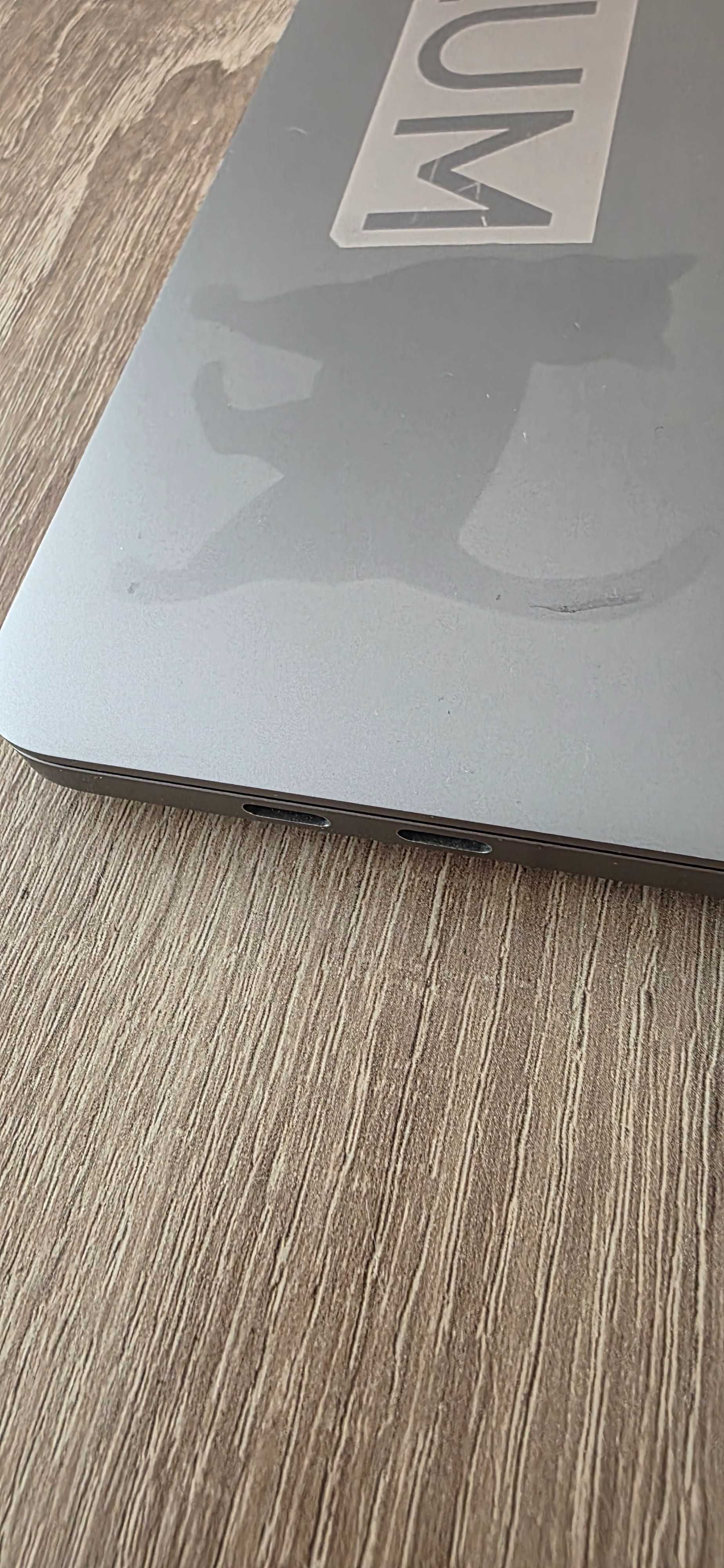 MacBook Pro 13" 2018 16GB RAM