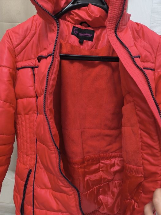 Продается куртка б/у