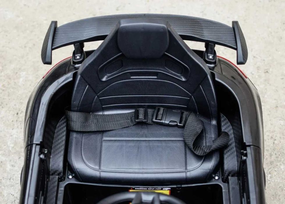 Masinuta electrica pentru copii, Mercedes Benz-AMG-GT-R , NEGRU