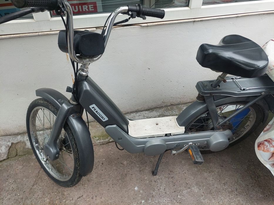 Vând  scuter  funcțional
