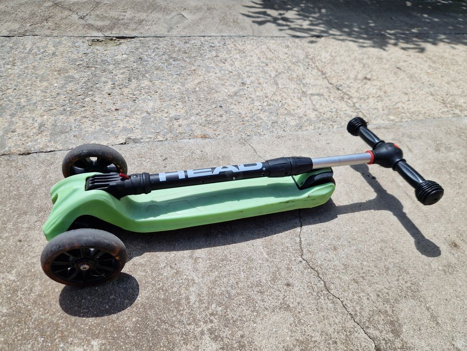 Trotineta pliabila pentru copii