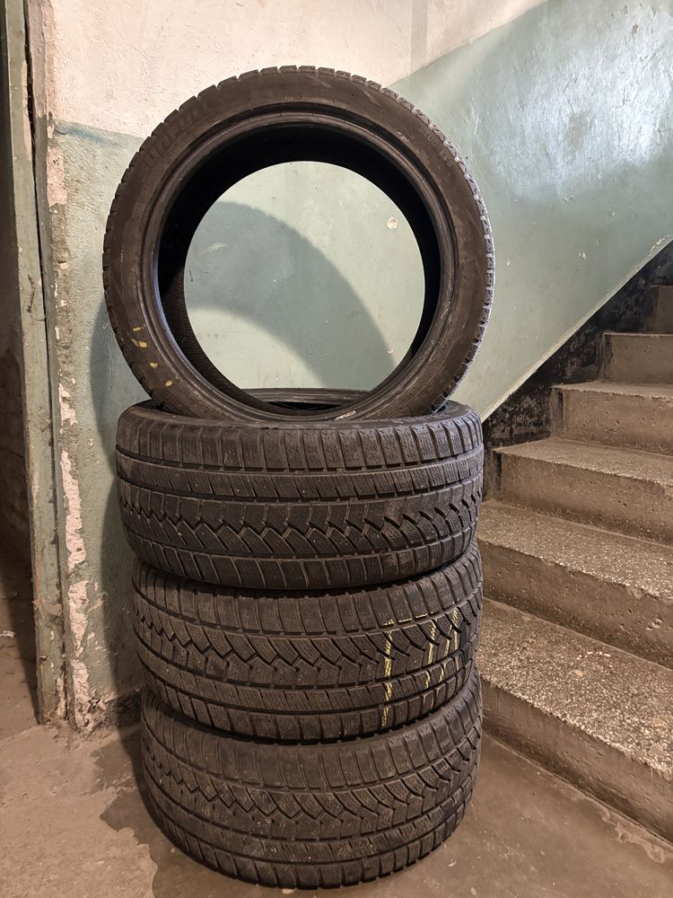 Зимни гуми 245/40 R18 DOT 2119