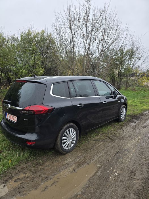 Opel Zafira 2.0 cdti cosmo