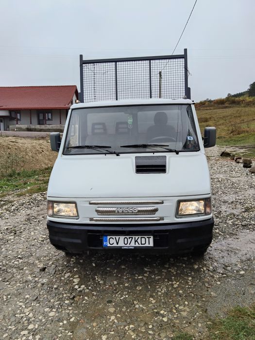 Vând Iveco daily basculabil pe 3 parti