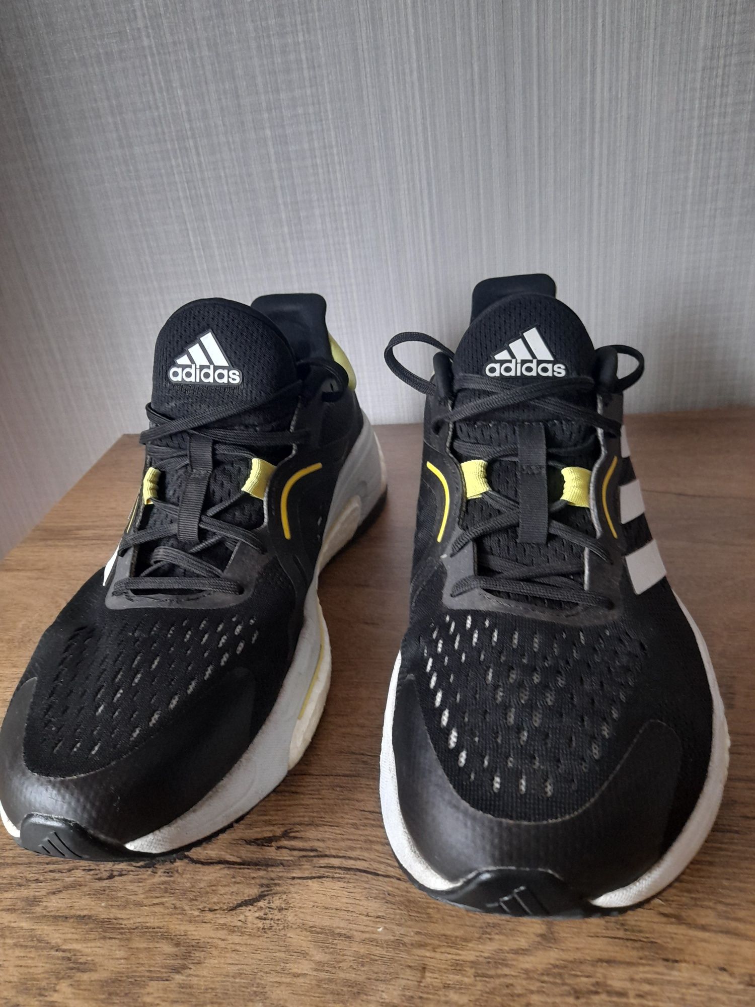 Adidas Solar маратонки 44.5 номер.