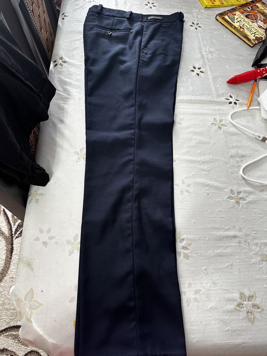 Продам классические школьные брюки