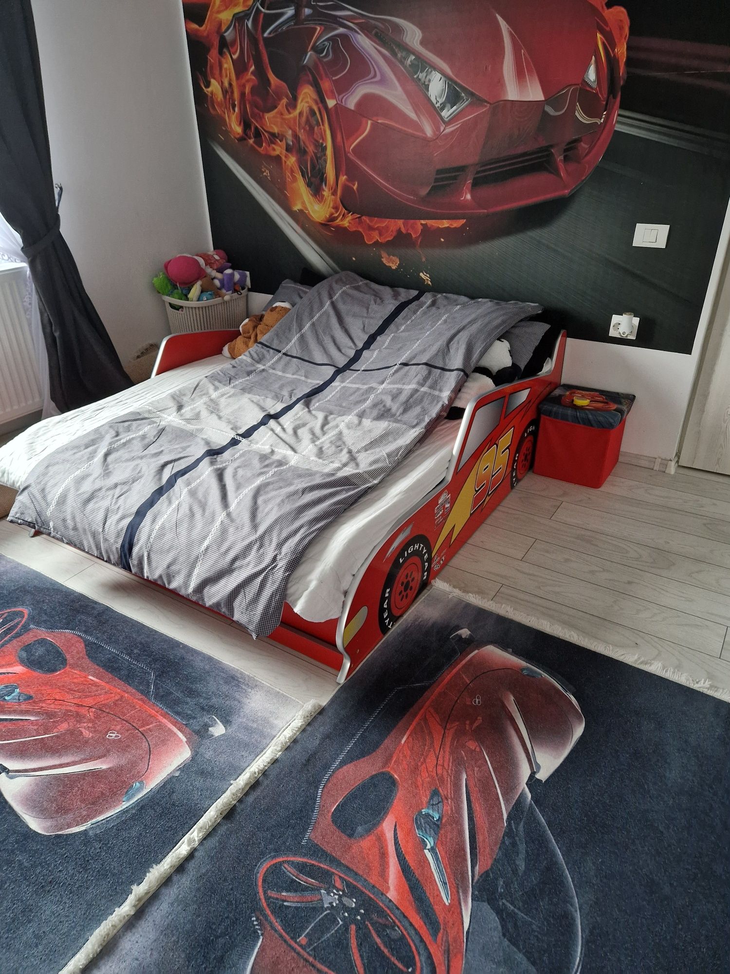 Vand pat dublu cu saltea Fulger Mcqueen