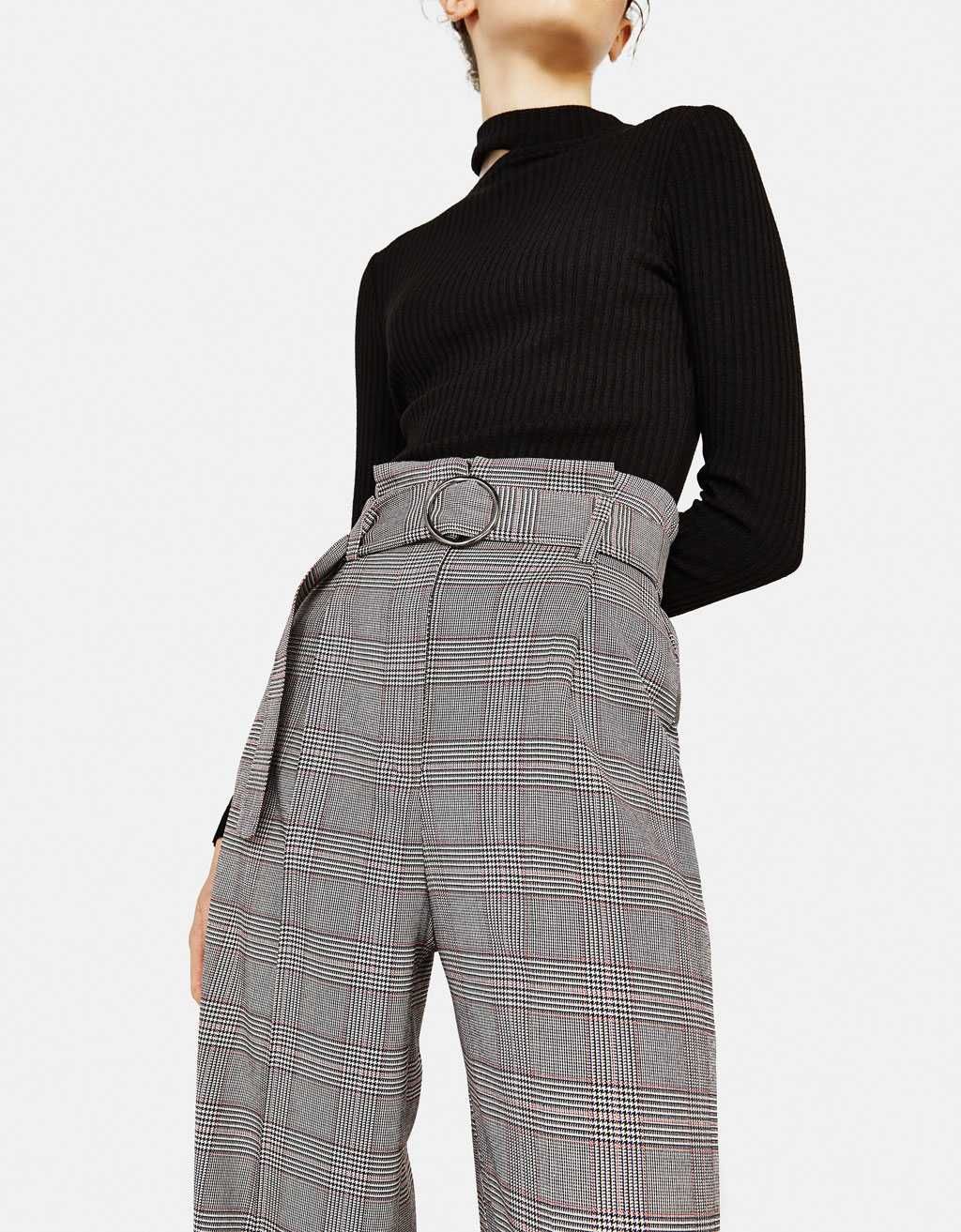 Pantaloni eleganti de costum cu talie inalta Bershka