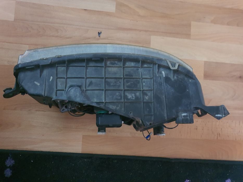 Фарове за фиат пунто