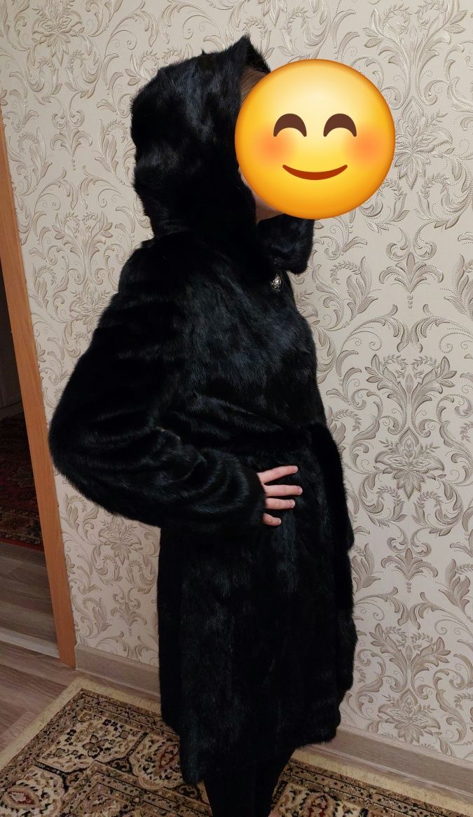 Продам шубу норковую