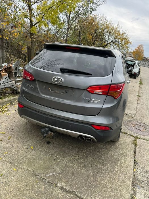 Dezmembrez / Dezmembrari / Piese / Accesorii Hyundai Santa fe 2014