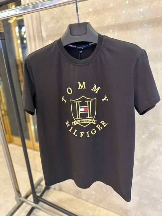 Tricouri pentru barbati