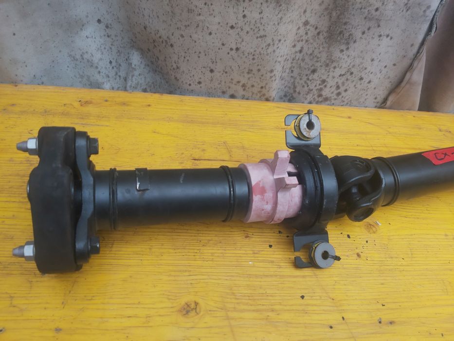 Карданен вал за мазда цх60 Mazda СХ60