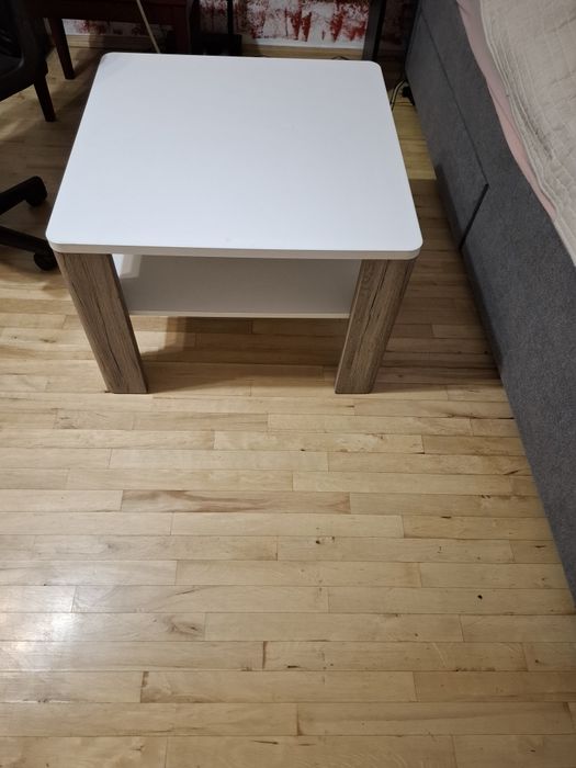 Masa de cafea pentru living sau camera copilului