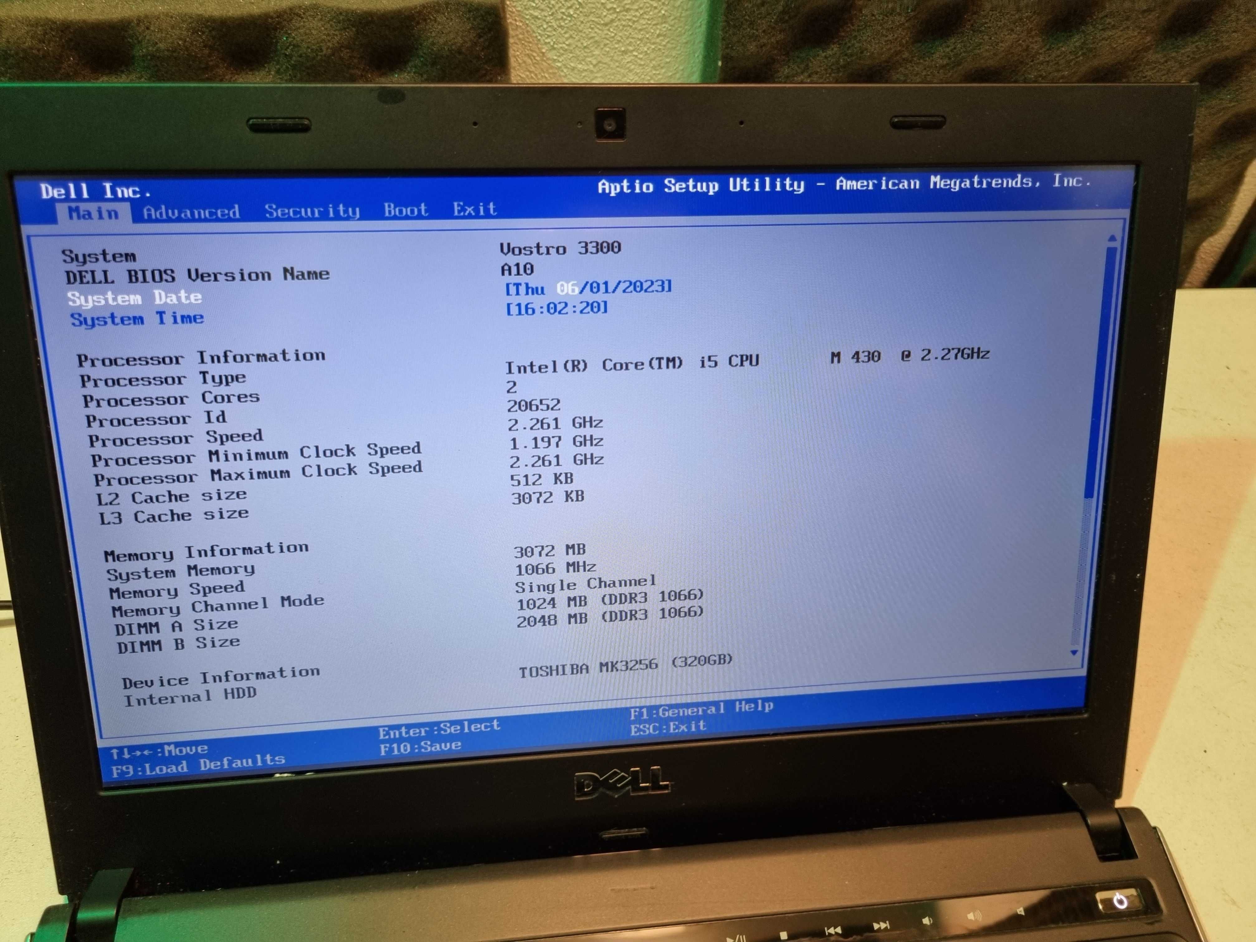 Laptop Dell Vostro 3300 i5 m430 3gb ram