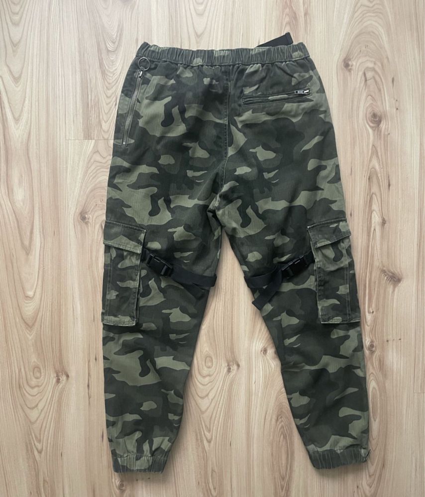 ZARA / мъжки  карго панталон M