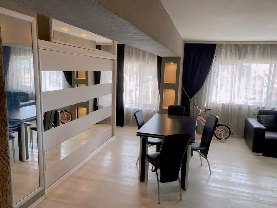 Garsonierã Open Space Lupeni Staja