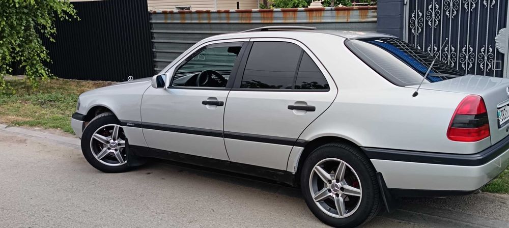 Продам диски на 16 и шины летние Формула.