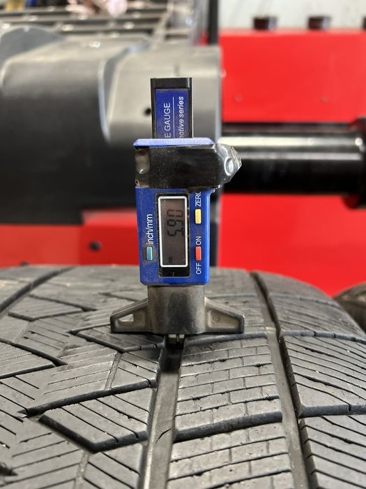 Зимни гуми 315/35 R20 Gripmax