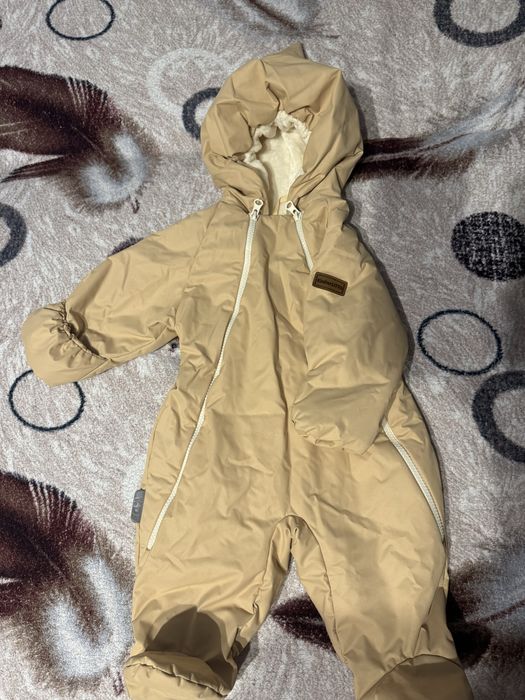 Продам детский осенне-весенний комбинезон