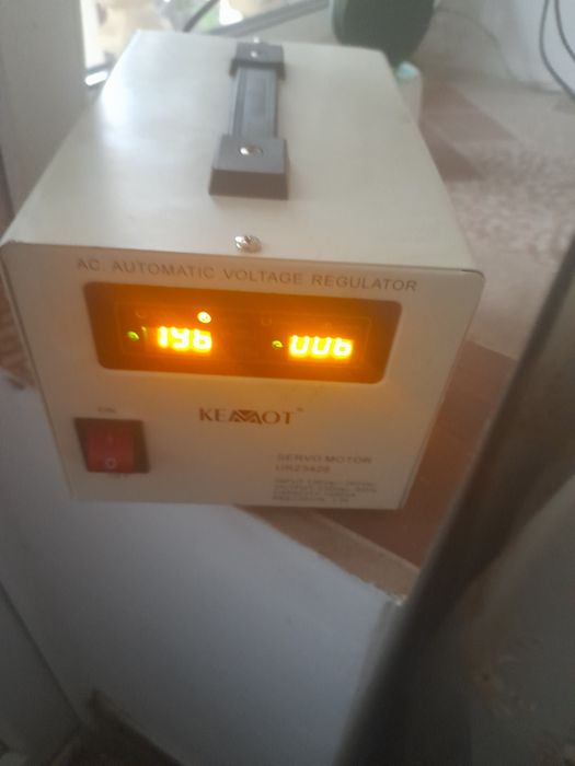 Stabilizator de curent