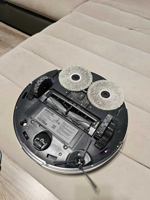 Aspirator robot Samsung Bespoke Jetbot AI, încă în garanție