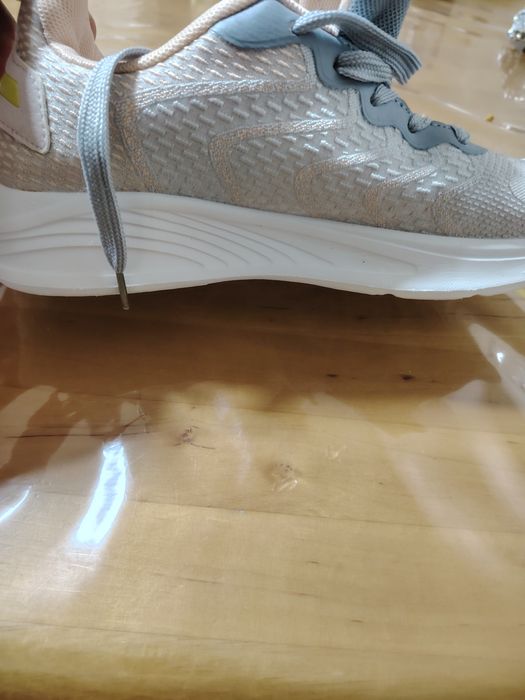 încălțăminte  sport