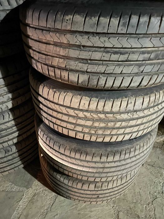 Set jante aliaj cu anvelope de vara compatibile Ford