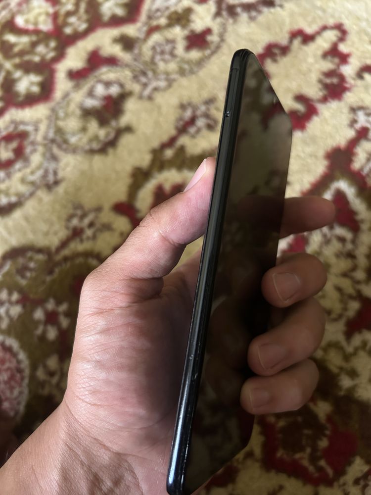 Продается два телефона срочно Redmi 9C, Samsung A30