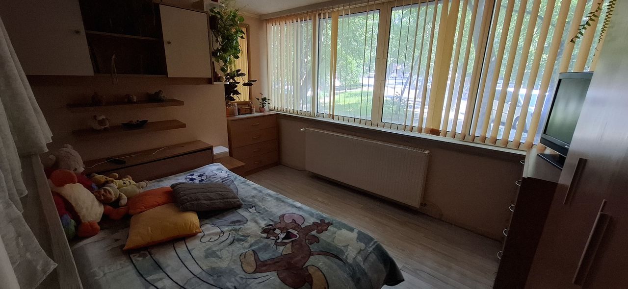 Продава се Двустаен апартамент в Дупница - 65 кв.м за 1334 €/кв.м - Снимка #2
