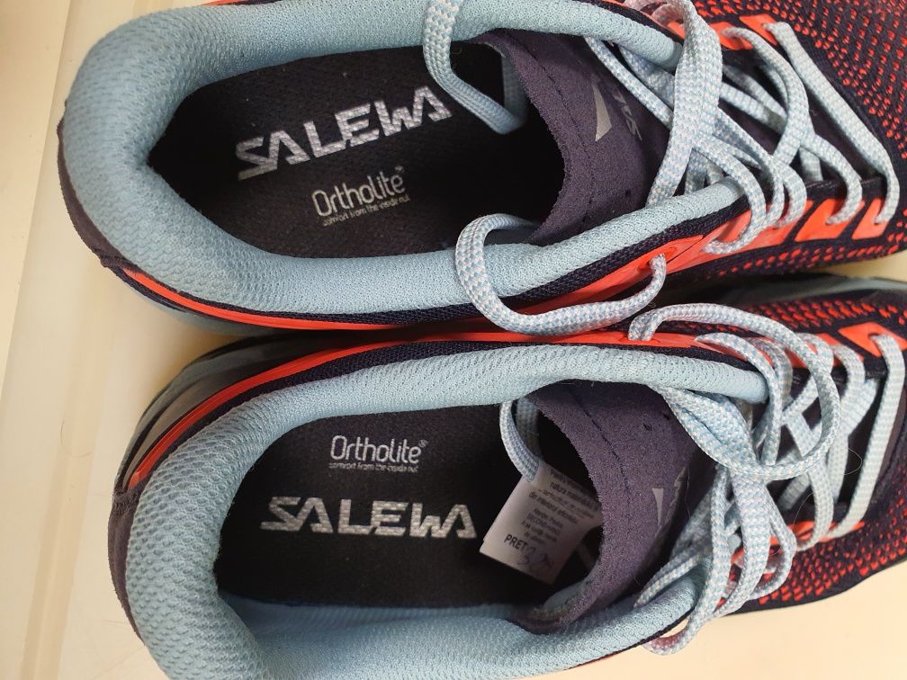 Salewa lite train 38 1/2 , cod U28