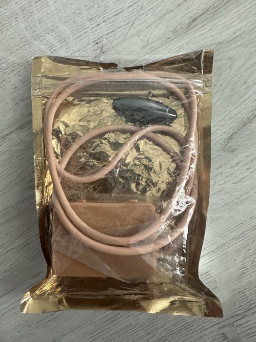 Cutiita GSM cu cască chinezească