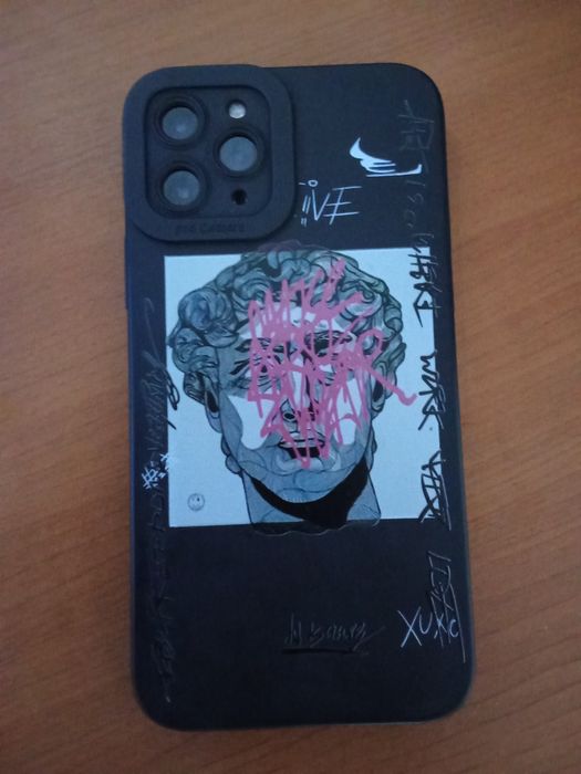 iPhone 11 pro 64 GB-Defect in mare parte