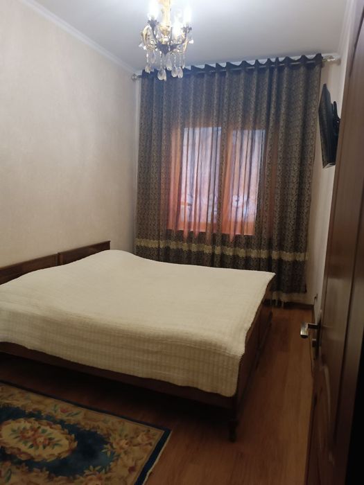 Продается своя 2-х комнатная квартира с Евро ремонтом.