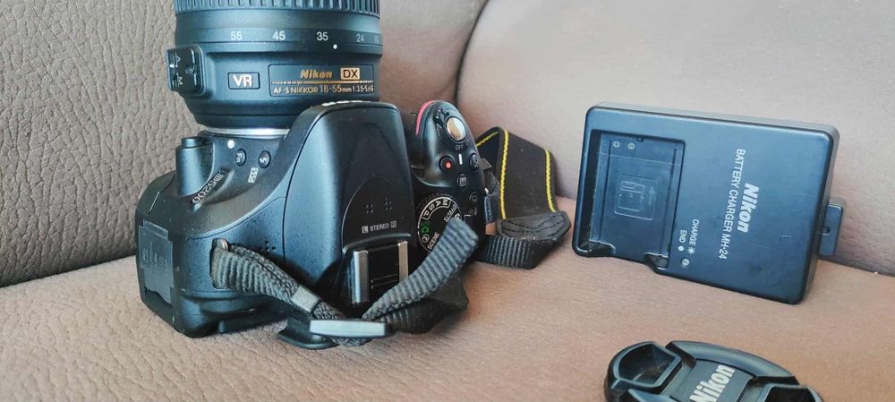 Nikon D5200+18-55VR