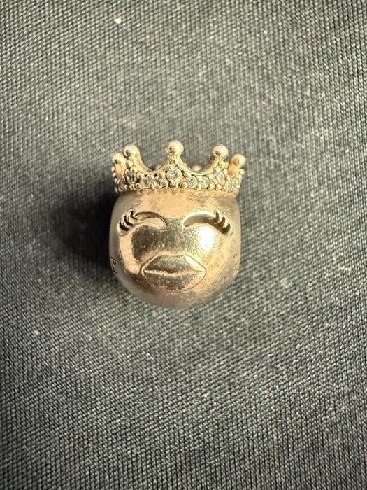 Vand diverse modele bijuterii Pandora, stare foarte buna